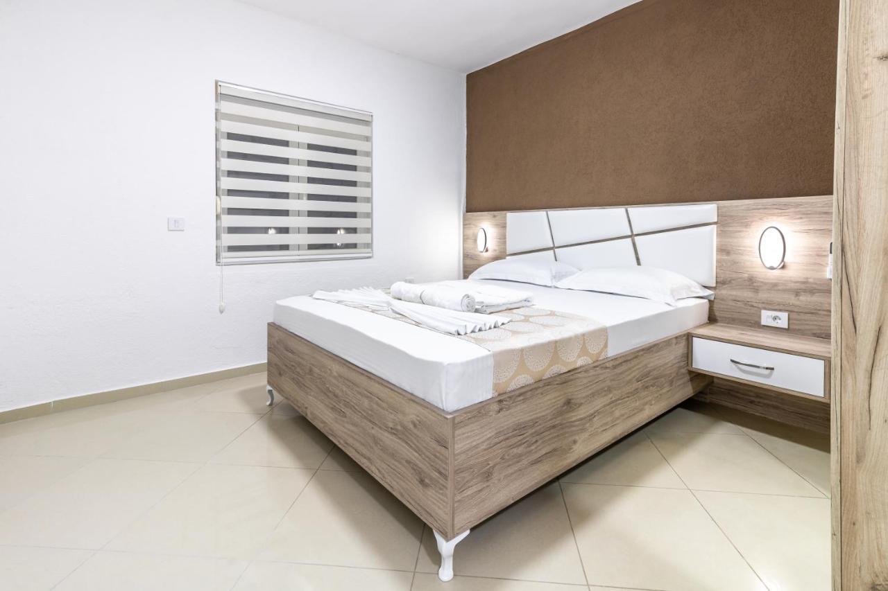 Apart-Hotel Prestige Ulcinj Exterior photo